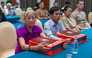 The United States always stands with Vietnam in addressing the consequences of war