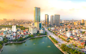 Tín dụng bất động sản: Không phải "mở" hay "siết", mà là vốn chảy vào đâu?