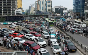 Hà Nội: CSGT lên phương án xóa cảnh ùn tắc tại các ngã tư dọc tuyến Đê La Thành
