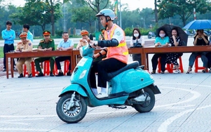 Ninh Bình tuyên truyền an toàn giao thông cho gần 50.000 học sinh, sinh viên và giáo viên