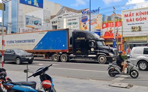Tai nạn giao thông 14/8: Người đi bộ tử vong sau va chạm với xe đầu kéo trên QL13