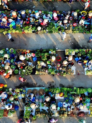 Đi chợ "chồm hổm" đẹp nhất miền Tây Nam Bộ