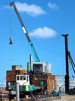 Thần tốc thi công nhà máy ray đường sắt hơn 10.000 tỷ đồng ở Quảng Ngãi