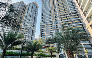 Vì sao giá chung cư vẫn neo cao?