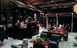 Dấu ấn thời gian trên phố Tràng Tiền