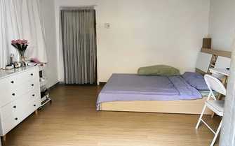 Sinh viên “biến hình” phòng trọ thành tổ ấm