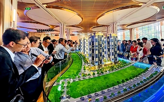 Môi giới bất động sản gặp áp lực hoa hồng khi thị trường trầm lắng