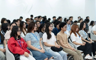 Khoảng cách thu nhập và giá nhà khiến người trẻ TP.HCM khó an cư