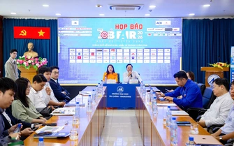 Ngành bất động sản: Vì sao ứng viên giỏi chuyên môn vẫn phải bắt đầu từ kinh doanh?
