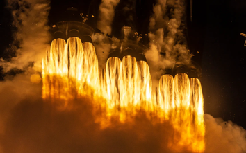 Giỏi "copy công nghệ", láng giềng Việt Nam bứt tốc: Sắp vượt qua Mỹ?