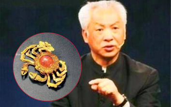 Bán nhà 3,3 tỷ để mua con cua giả, cô gái “mất hồn” khi nghe chuyên gia định giá