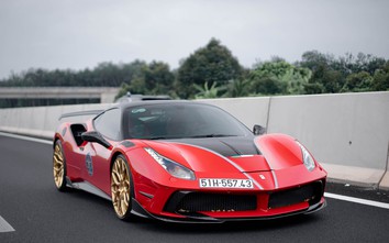 Ferrari 488 GTB độ "khủng" nhất Việt Nam xuống phố