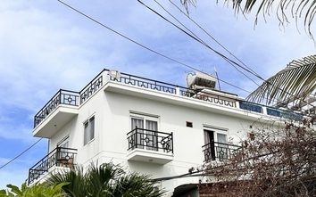 Một du khách Nga rơi lầu khách sạn tử vong ở Phan Thiết