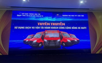 Sử dụng xe buýt làm phương tiện đi lại, góp phần hạn chế ùn tắc