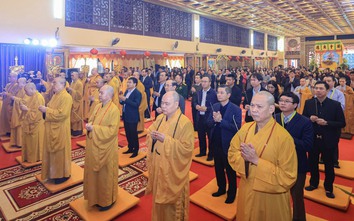 Đại lễ cầu siêu “Tưởng nhớ người đi - Vì người ở lại”
