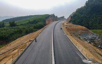 Thi công nước rút, cao tốc Tuyên Quang - Phú Thọ thông xe vào ngày 31/12