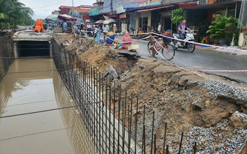 Hải Phòng: Đường thi công ẩu tạo "bẫy" người tham gia giao thông