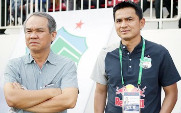 Bầu Đức có quyết định ngỡ ngàng, gieo sầu cho HLV từng đánh bại thầy Park