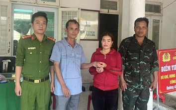 Ấm lòng người đàn ông bán hàng rong trả lại số vàng nhặt được