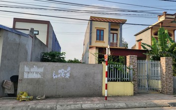 Khởi tố thiếu niên 15 tuổi sát hại bạn gái rồi chôn xác trong vườn nhà