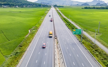 Ai sẽ thu phí cao tốc đầu tư bằng ngân sách?