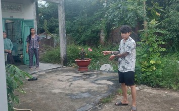 Bắt đối tượng dùng dao khống chế, cướp tài sản của em họ