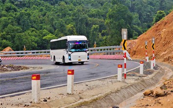 Hoàn thành khắc phục sạt lở đường đèo Khánh Lê trước mùa mưa bão