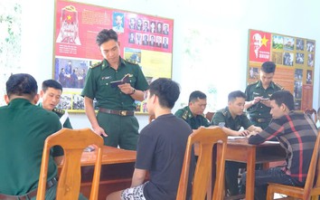Tiếp nhận nhóm công dân Việt được Campuchia trao trả phát hiện 6 người xuất cảnh trái phép