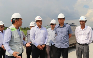 Thứ trưởng Phạm Minh Hà kiểm tra, thúc tiến độ cao tốc Cần Thơ - Cà Mau