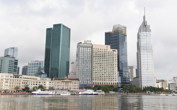 Giá nhà “trên trời”, vì sao vẫn lắm người mua?