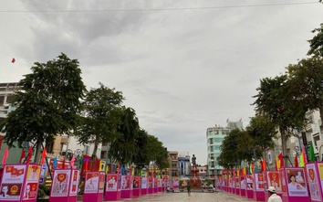 Triển lãm tranh cổ động tấm lớn và Liên hoan nghệ thuật quần chúng toàn quốc tại An Giang