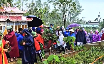 Nam sinh lớp 9 bị bạn khác trường đánh tử vong ở Hà Tĩnh