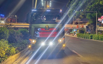 Hà Nội: CSGT quyết liệt xử lý xe tải cơi nới, “độ” đèn bất chấp quy định đăng kiểm