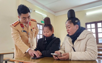 Cảnh sát giao thông Sơn La tận tình, thí sinh phấn khởi khi sát hạch giấy phép lái xe