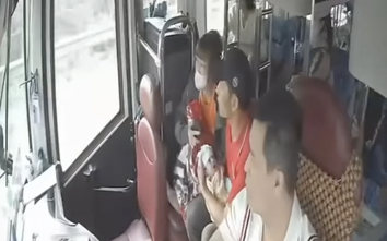 Phụ xe nhanh trí cứu sống trẻ sơ sinh trên cao tốc chia sẻ gì?