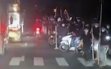 50 đối tượng cầm hung khí hỗn chiến trên quốc lộ 1