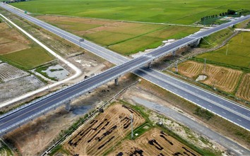 Chính thức khai thác 70km cao tốc Vân Phong - Nha Trang
