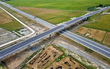 Nhà thầu nào thi công cao tốc Vân Phong - Nha Trang vượt tiến độ 8 tháng?