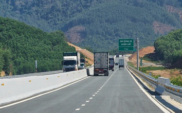 Thông thoáng xe chạy trên cao tốc Vân Phong – Nha Trang ngày đầu khai thác