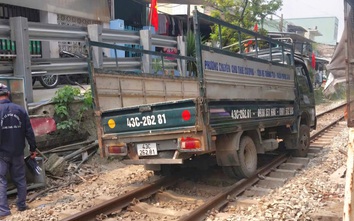 Đà Nẵng: Xử nghiêm vi phạm, tăng cảnh giới ở lối đi tự mở để hạn chế TNGT đường sắt