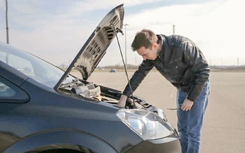 Lái ô tô đi chơi ngày lễ, thấy hiện tượng này phải khắc phục ngay