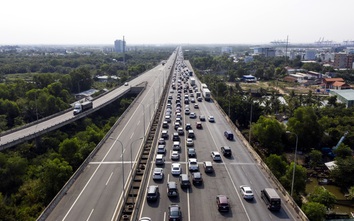 Dịp nghỉ lễ, đi lại thế nào để tránh bị tắc đường?