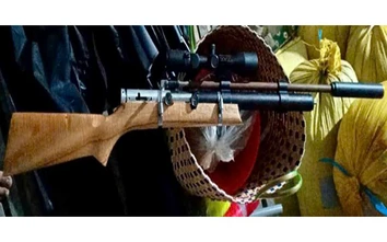 Long An: Bắt khẩn cấp đối tượng lên mạng rao bán súng