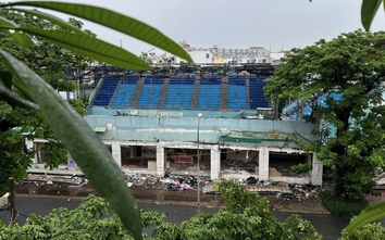 Thấy gì từ việc sân khấu Lan Anh, Trống Đồng đóng cửa?