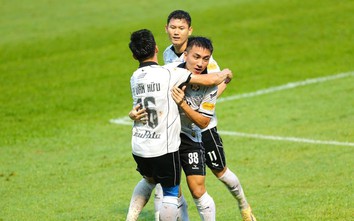 V-League: Hòa kịch tính HAGL, Đà Nẵng thoát khỏi đáy bảng