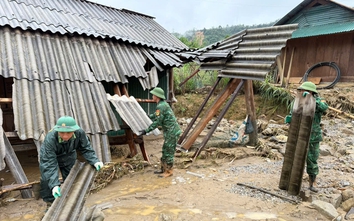 Lũ ống, sạt lở trong đêm, dân nhiều xã vùng biên Nghệ An sơ tán khẩn