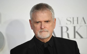 Đạo diễn phim "50 sắc thái" qua đời vì ung thư não