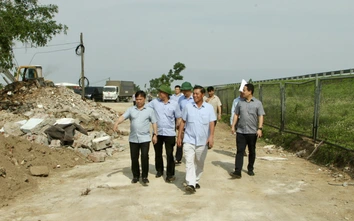 Ngăn chặn tình trạng tự ý xây dựng chờ đền bù dự án đường sắt Lào Cai - Hà Nội - Hải Phòng