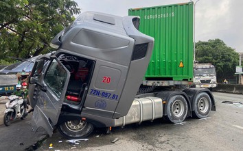 Hai xe container va chạm, chắn ngang QL51 gây ùn tắc kéo dài từ Long Thành qua Phú Mỹ
