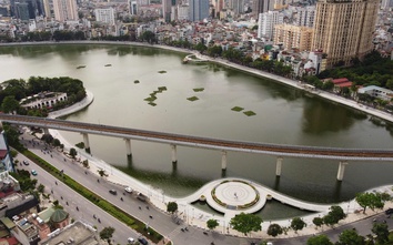 Cận cảnh hồ Đống Đa khoác áo mới